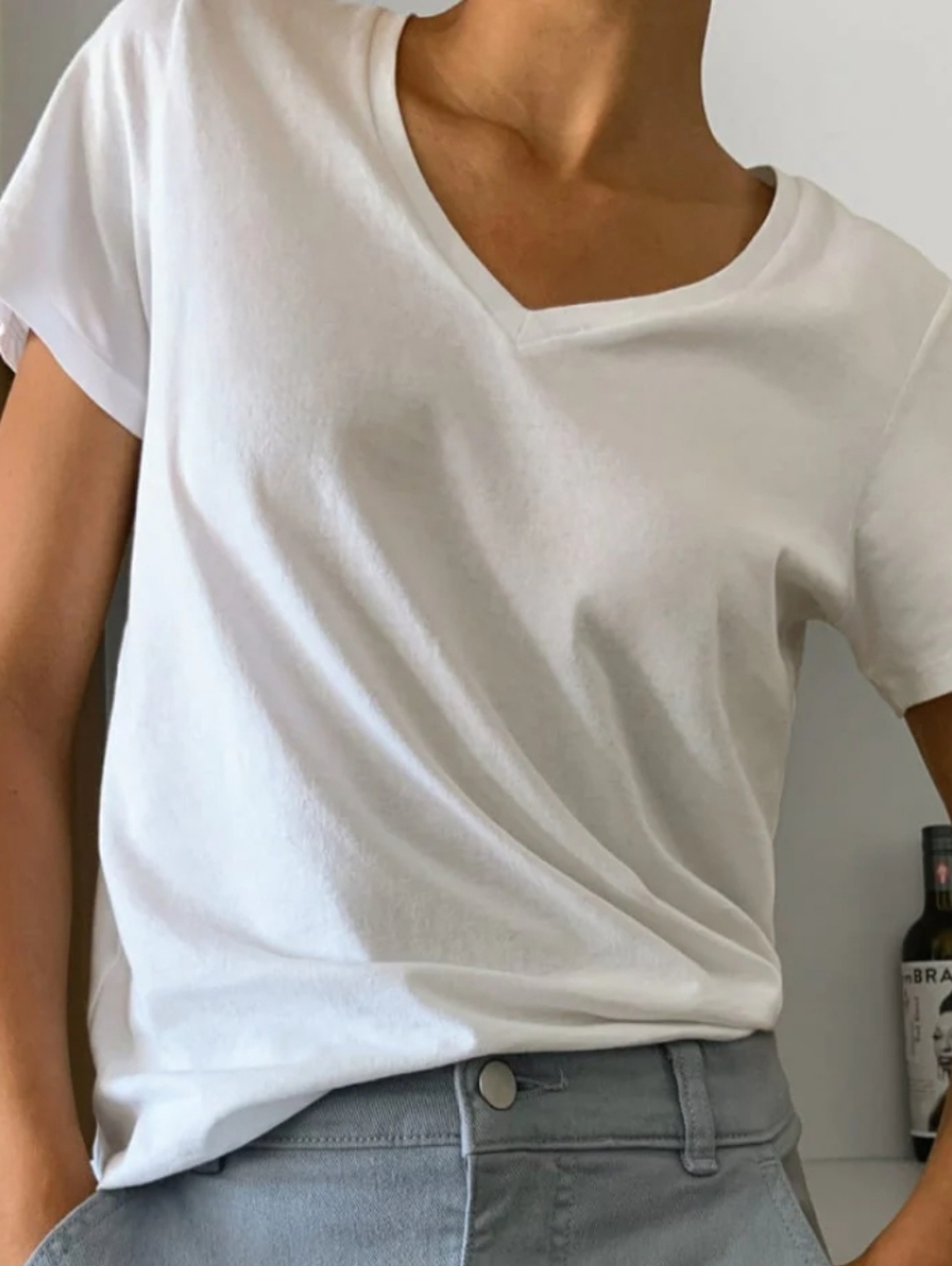 EVERLANE The Organic Cotton V-Neck